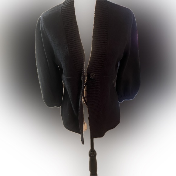 One button cardigan sweater - Picture 2 of 8